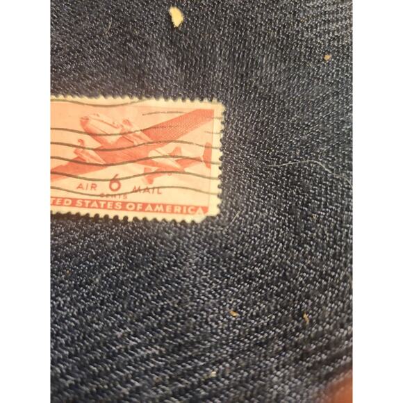 RARE 1940S RED 6 CENT U.S. AIR-MAIL STAMP - Picture 3 of 5